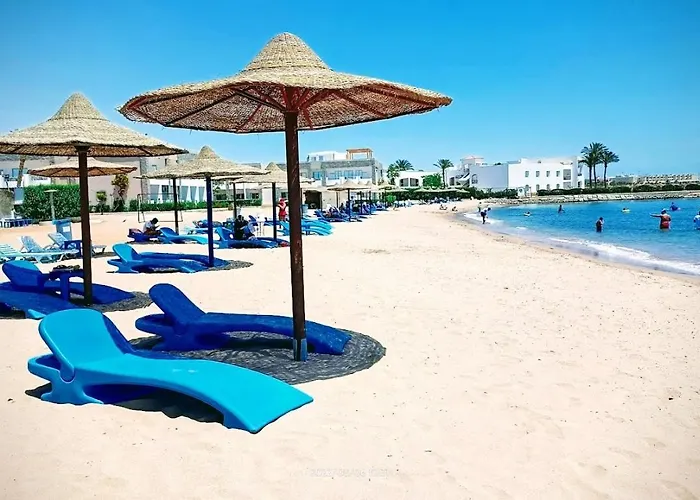 Cecelia Hurghada
